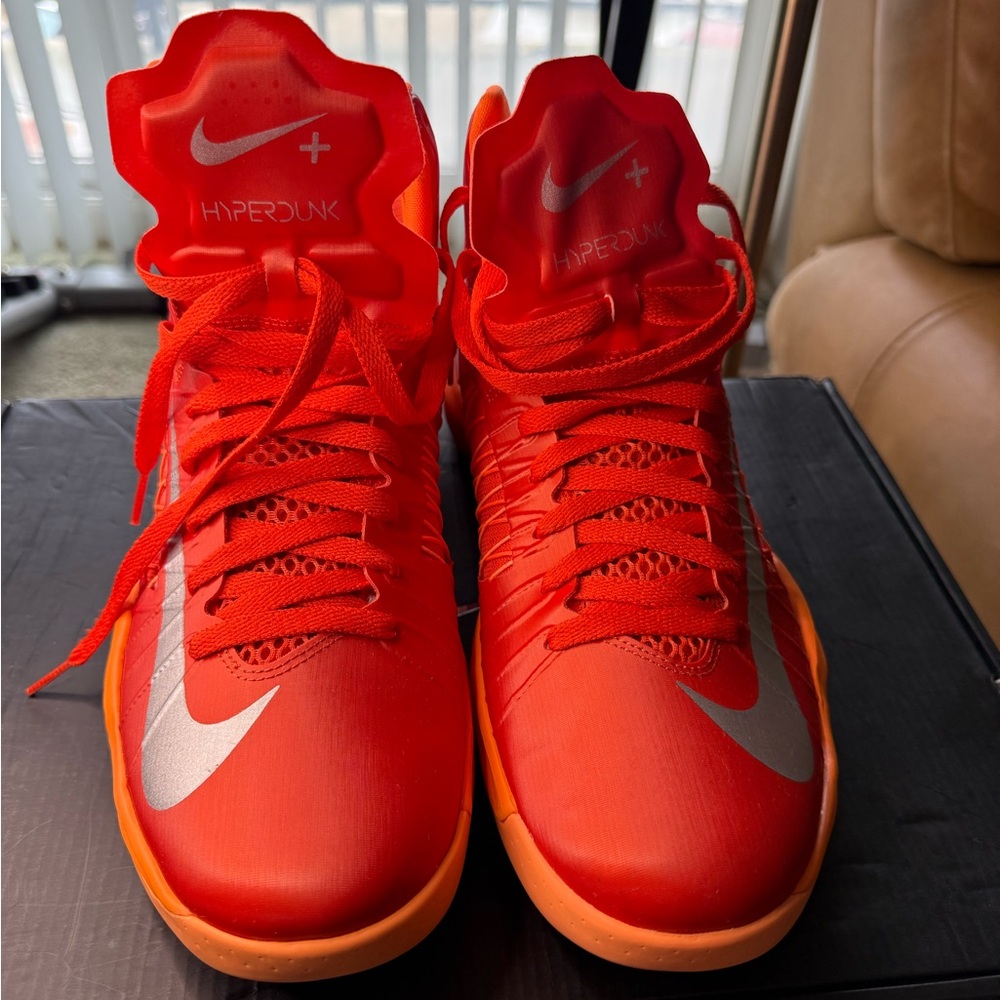 Authentic Nike Hyperdunk Orange and Silver Men's Athletic Shoes